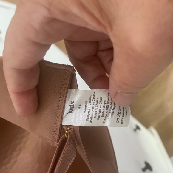 Knick bra - Picture 2 of 3